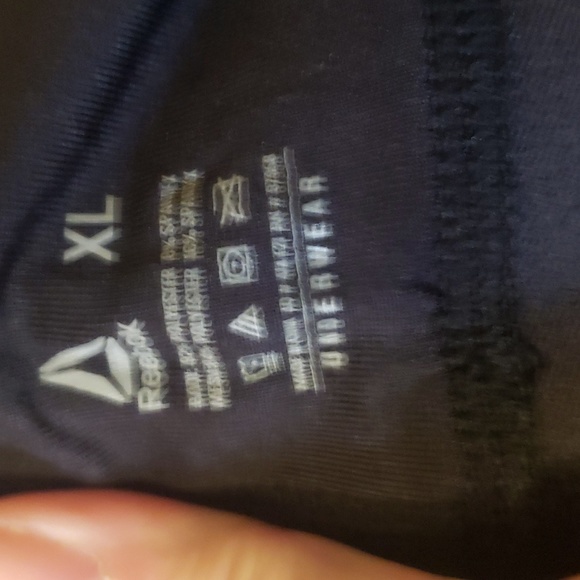 Reebok Medium Impact Performance Sport Bra - Picture 9 of 10